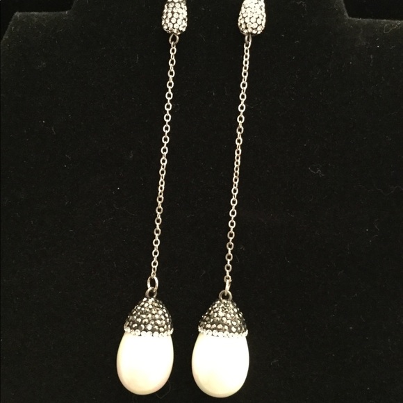 Jewelry - Picture 1 of 2